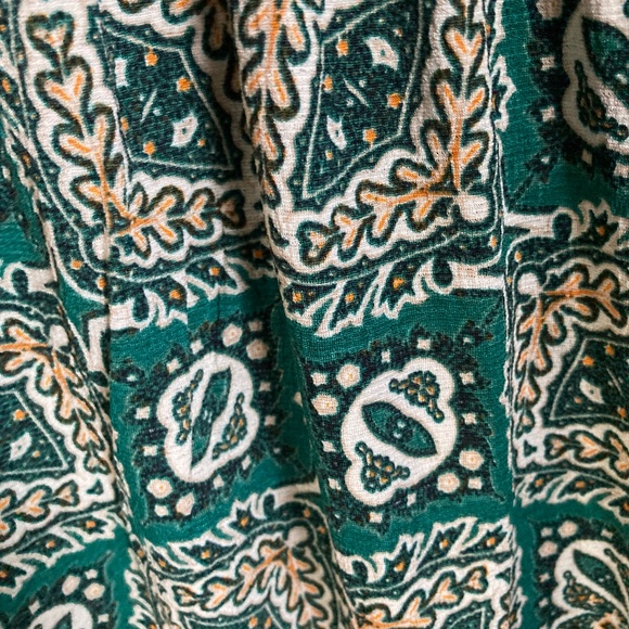 Green Paisley Print Blouse with Tags - Picture 3 of 8